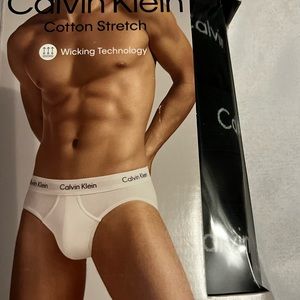 NWT mens Calvin Klein briefs unopened